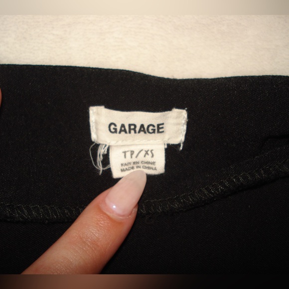 Garage pleated mini skirt - Picture 2 of 2